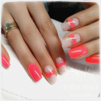 Корекция гелевых ногтей
                    Ногтевая студия Юналіна Ровно