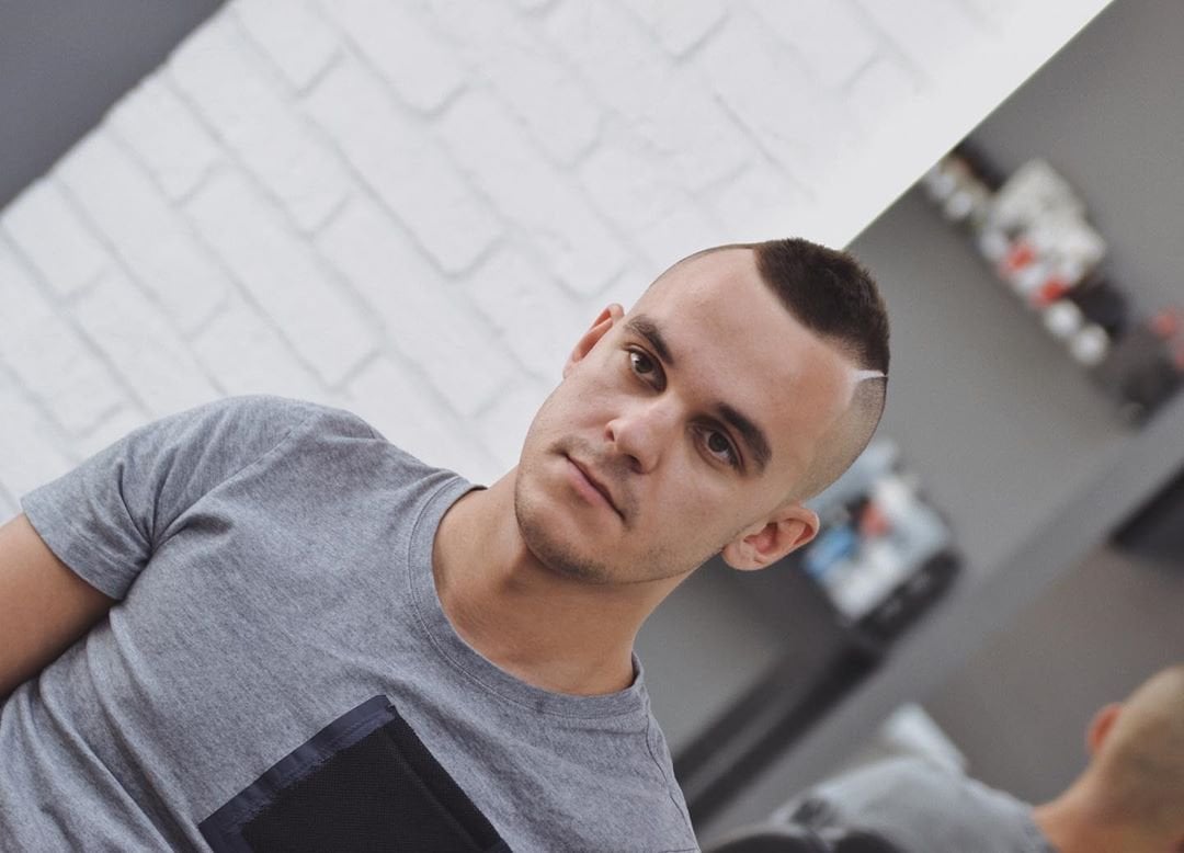 Мужская стрижка на короткие волосы под 0, фото - Барбершоп Real Barbers