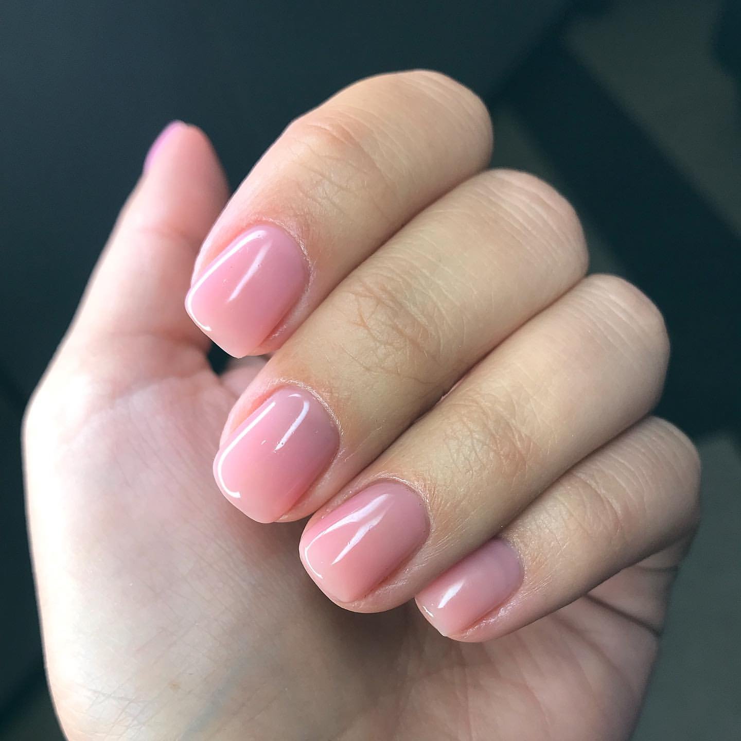 Манікюр на короткі нігті ніжний нюдовий, фото - Студія краси WOW Beauty Lab