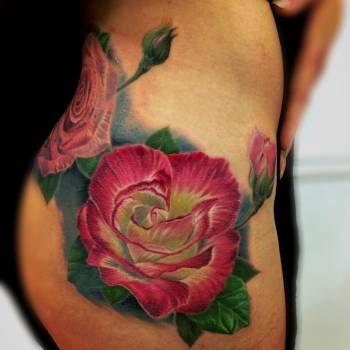 Роза - реализм