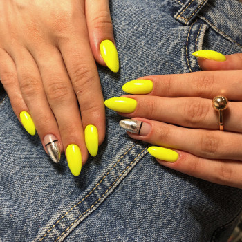 Маникюр с покрытием гель-лаком
                    Салон красоты Confetti Харьков