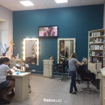 оформление бровей, наращивание ресниц