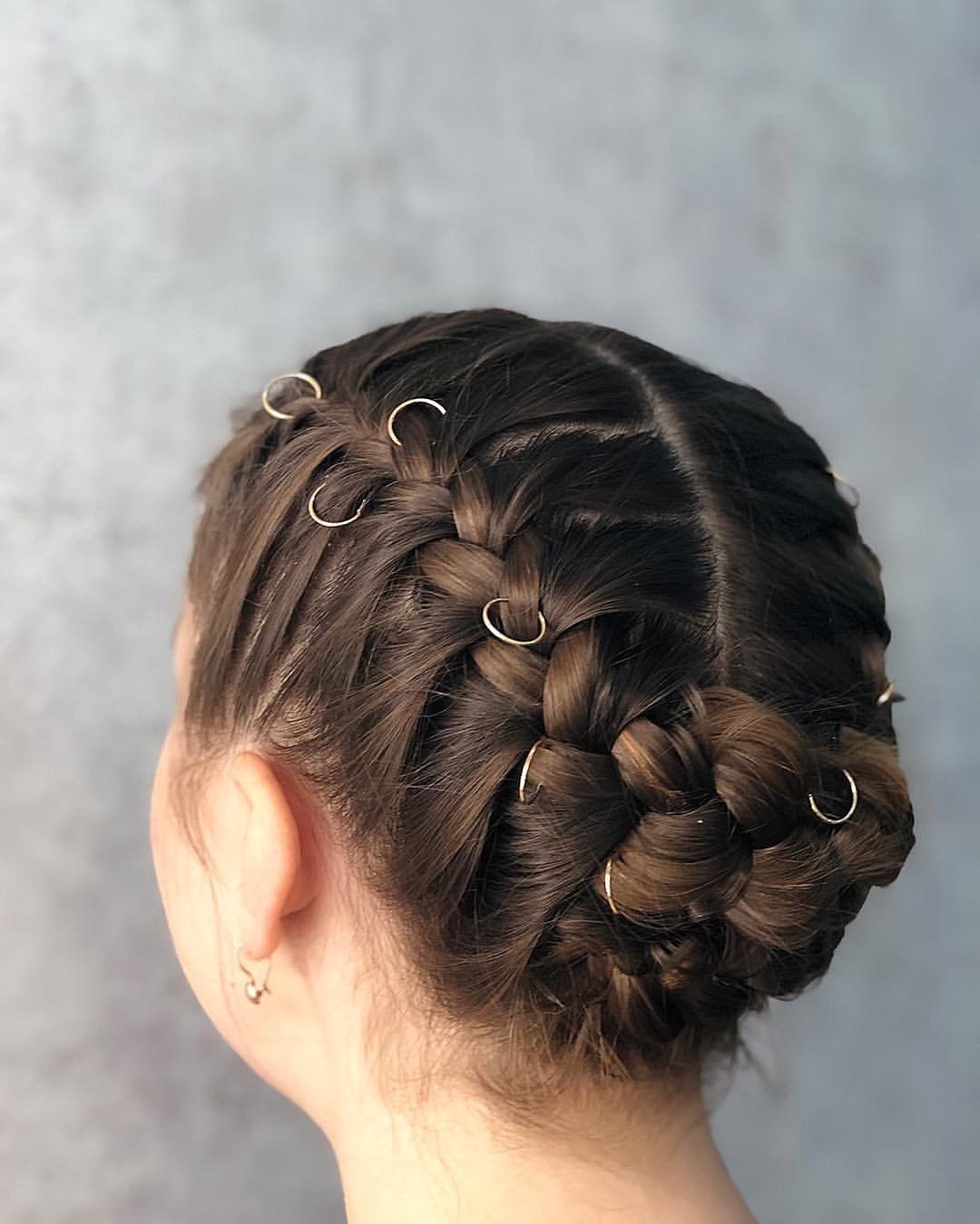 Укладка волос плетение коричневый цвет, фото - Студия красоты Pazuri Beauty