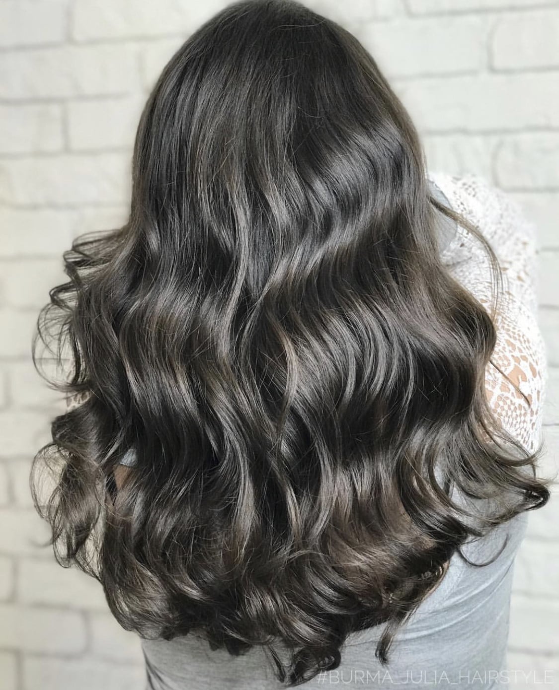 Холодный блонд жемчужный темный, фото - Парикмахер Юлия Бурма