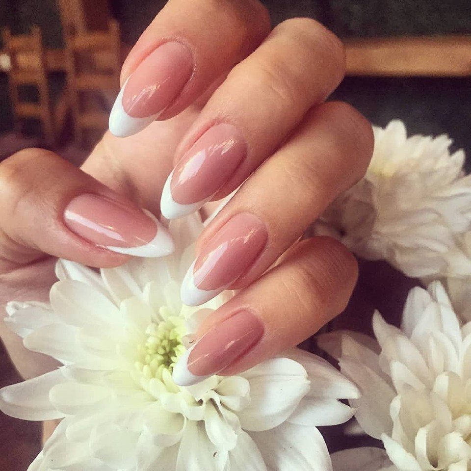 Класичний манікюр ніжний французький, фото - Студія краси Ansi Beauty