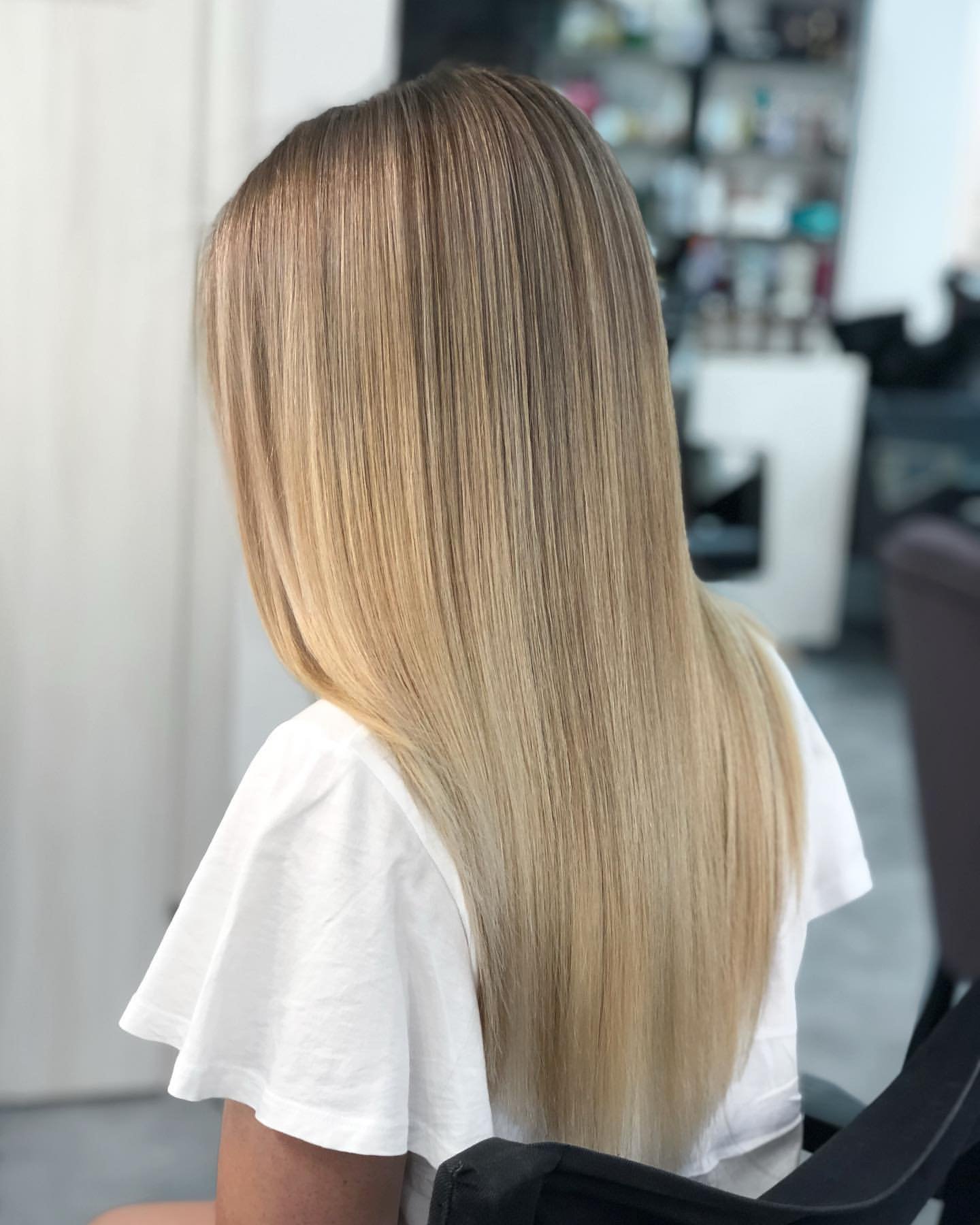 Стрижка на длинные волосы укладка волос блонд, фото - Студия красоты Moda Studio