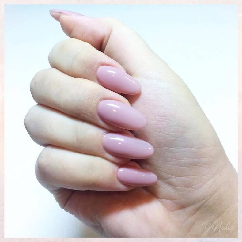 Нежный маникюр нюдовый миндаль, фото - Ногтевая студия Y.Nails