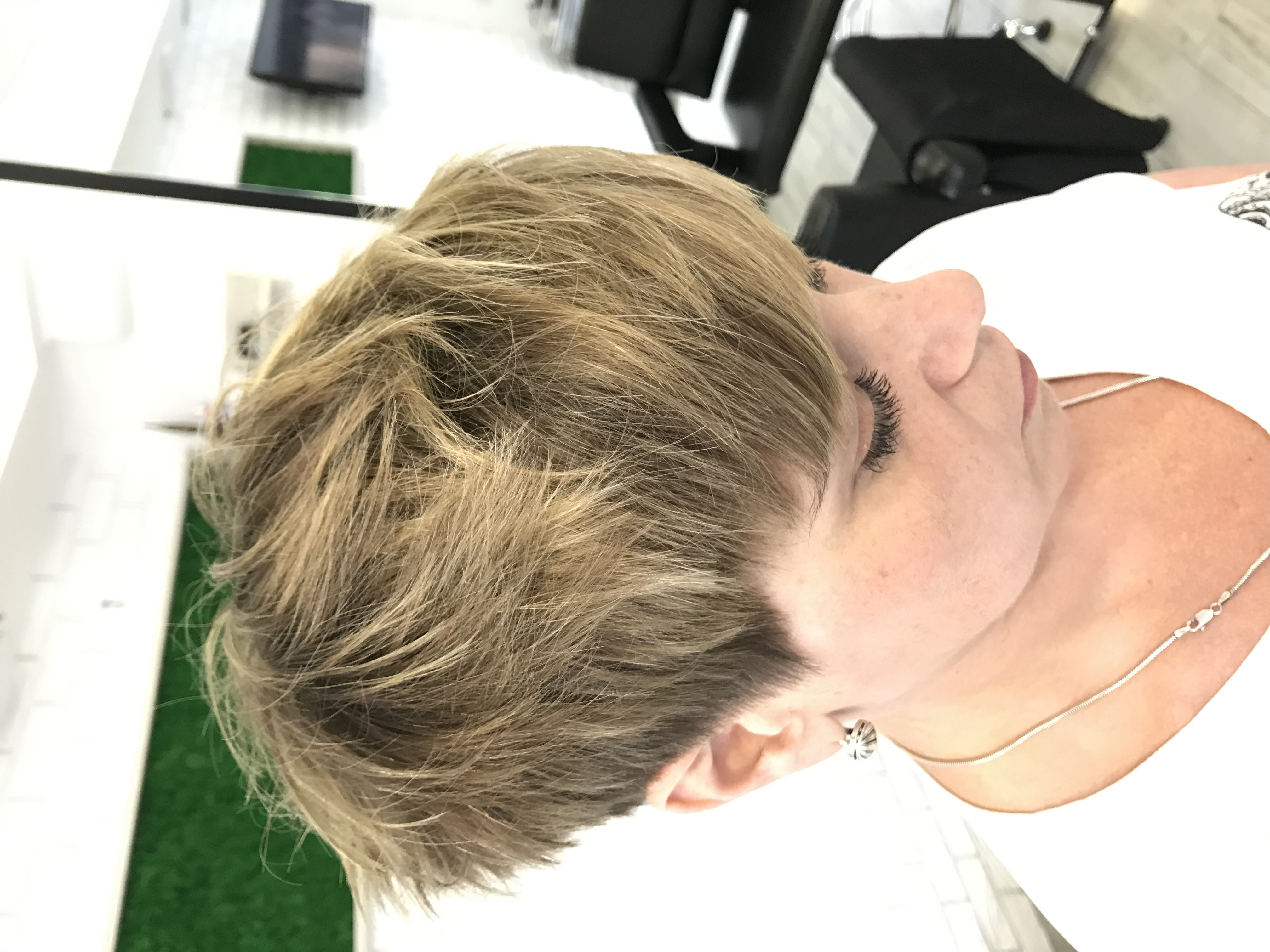 Стрижка піксі коротка жіноча, фото - Студія краси Oliferchuk Beauty Studio