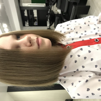 Жіноча стрижка
                    Салон красоты Oliferchuk Beauty Studio Луцк