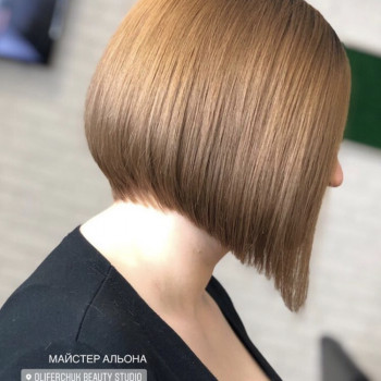 Жіноча стрижка
                    Салон красоты Oliferchuk Beauty Studio Луцк