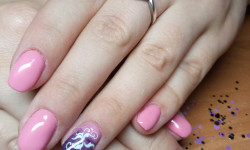 Маникюр Майстер манікюру Марина Дніпро