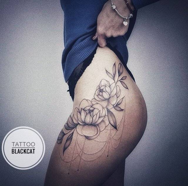 Женские черно-белые цветы, фото - Тату салон Tattoo Black Cat