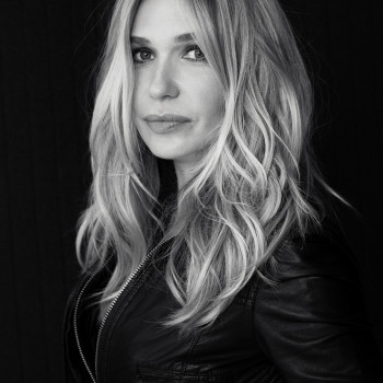 Прически и укладки
                     Первая городская студия прически и макияжа Харьков