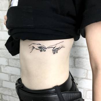 Тату на ребрах Memento mori тату, фото -  