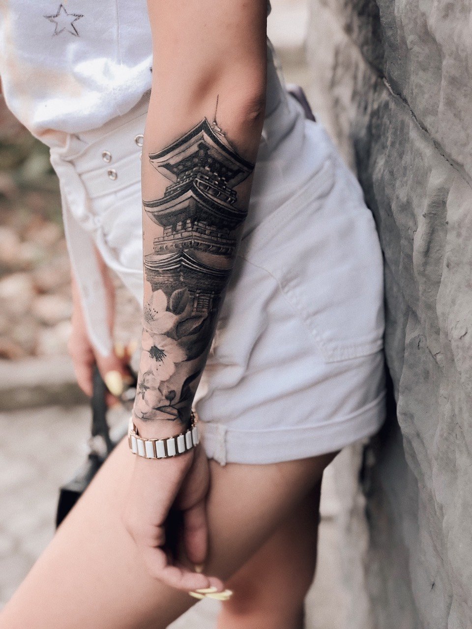Женские на предплечье рукав, фото - Тату салон RS Tattoo Community