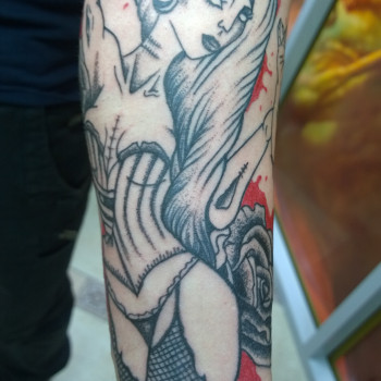 Нанесение многоцветных татуировок
                    Студия татуажа Gold ink tattoo Винница