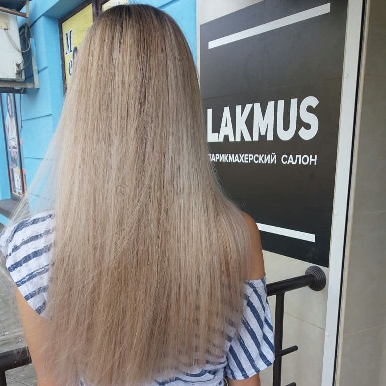 Стрижка на довге волосся жіноча русявий колір, фото -  Lakmus