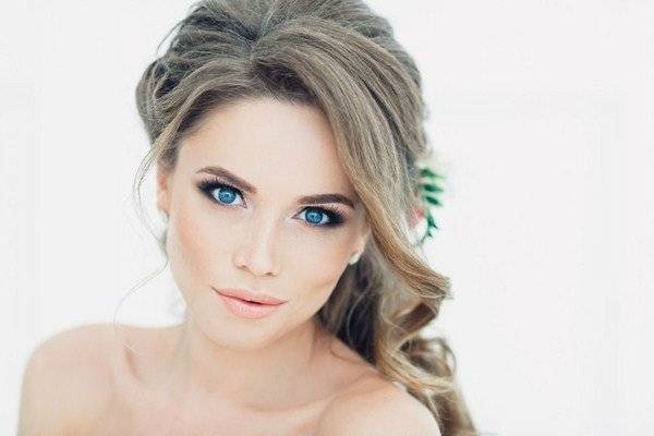 Фотосесія на білому тлі ніжна портретна, фото -  Юлия Сметанина