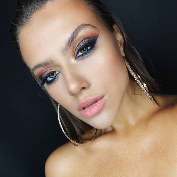 Стильна розтушування стрілка, фото - візажист Алина Рудик