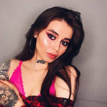 Вечірній макіяж, виготовлений на підкладці з матової помади., фото - візажист Алина Рудик