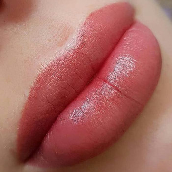 Татуаж, перманентный макияж
                    Мастер перманентного макияжа Елена Поступная Харьков