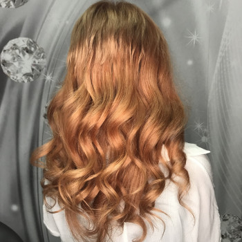 Испанское наращивание волос в Виннице
                    Салон краси Royal Beauty House Вінниця