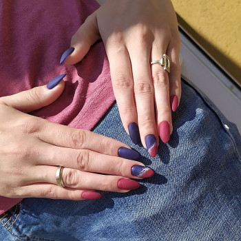 Маникюр с покрытием гель-лаком
                    Салон красоты Confetti Харьков