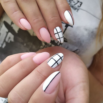 Маникюр с покрытием гель-лаком
                    Салон красоты Confetti Харьков