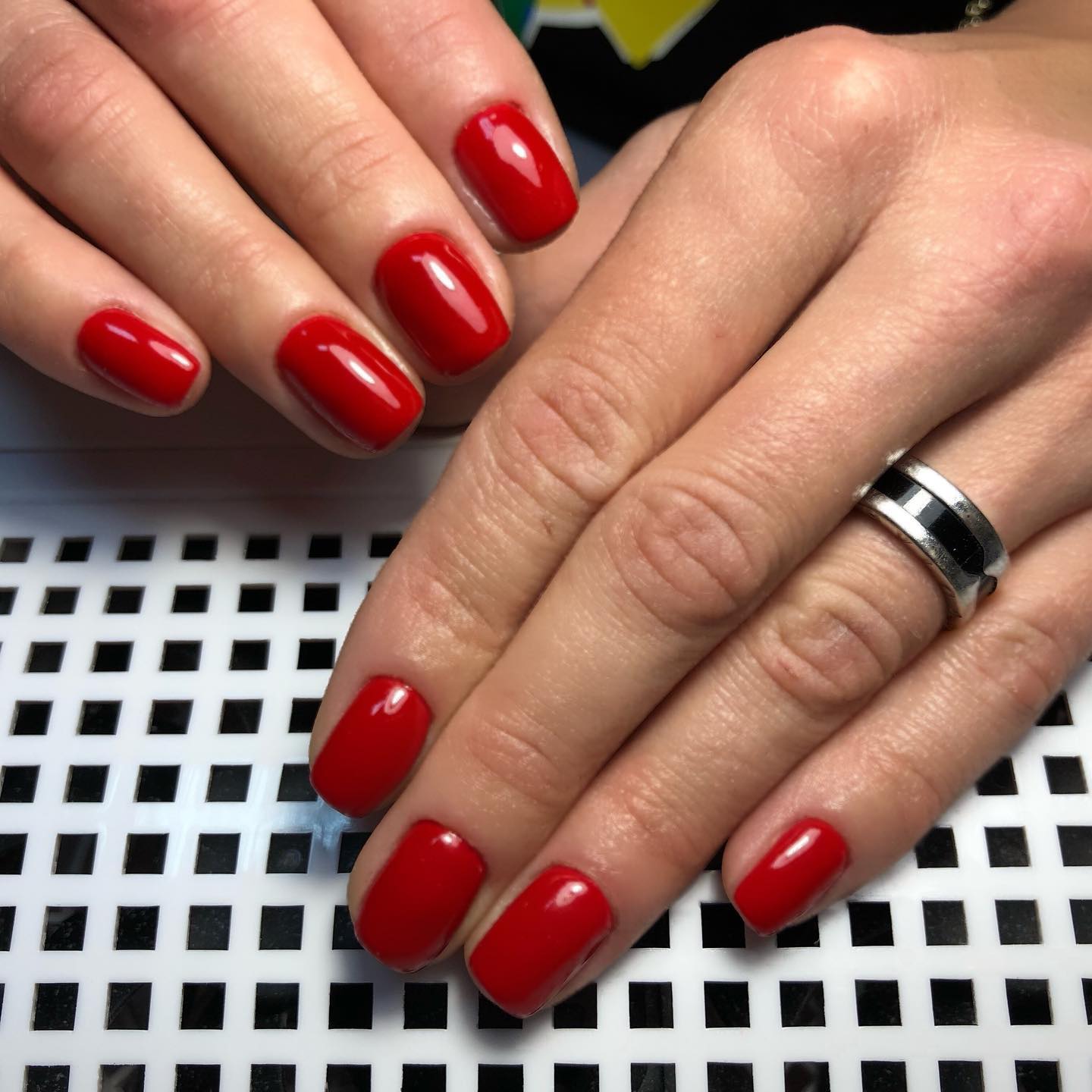 Червоний манікюр яскравий на квадратні нігті, фото - Студія краси SP Beauty Center