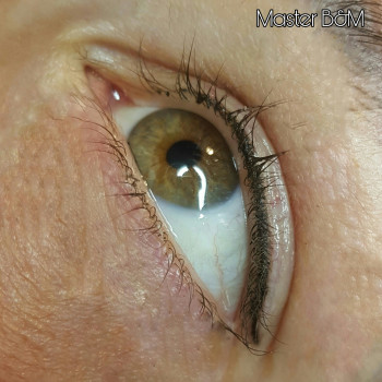 Татуаж повік
                    Мастер перманентного макияжа Марина Николаев