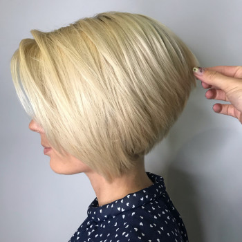 Стрижка каре боб-каре боб, фото -  Илона Вирабян