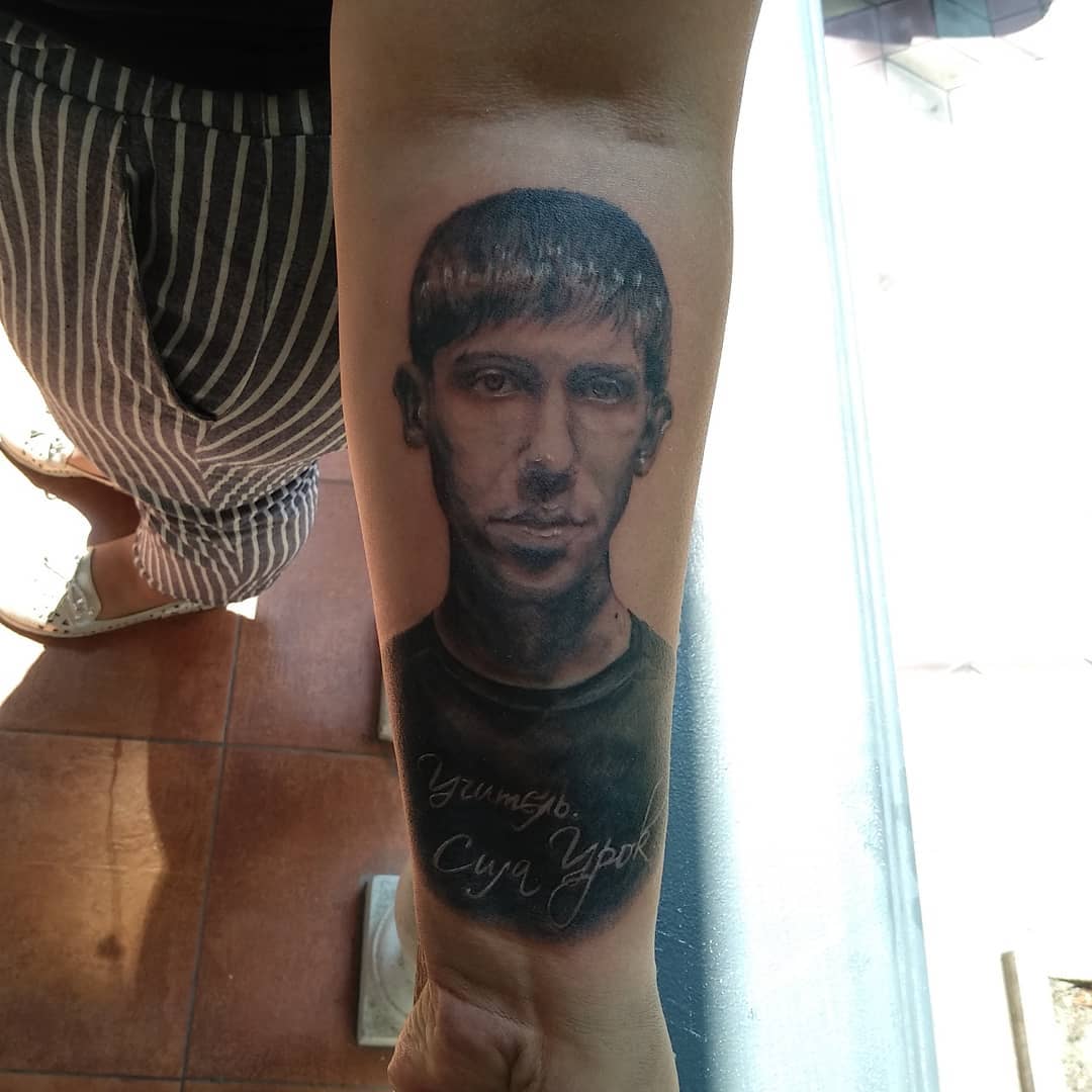 Женские на предплечье реализм, фото - Тату салон Saba Tattoo Studio