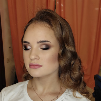 Макіяж
                    Візажист Катерина Львів
