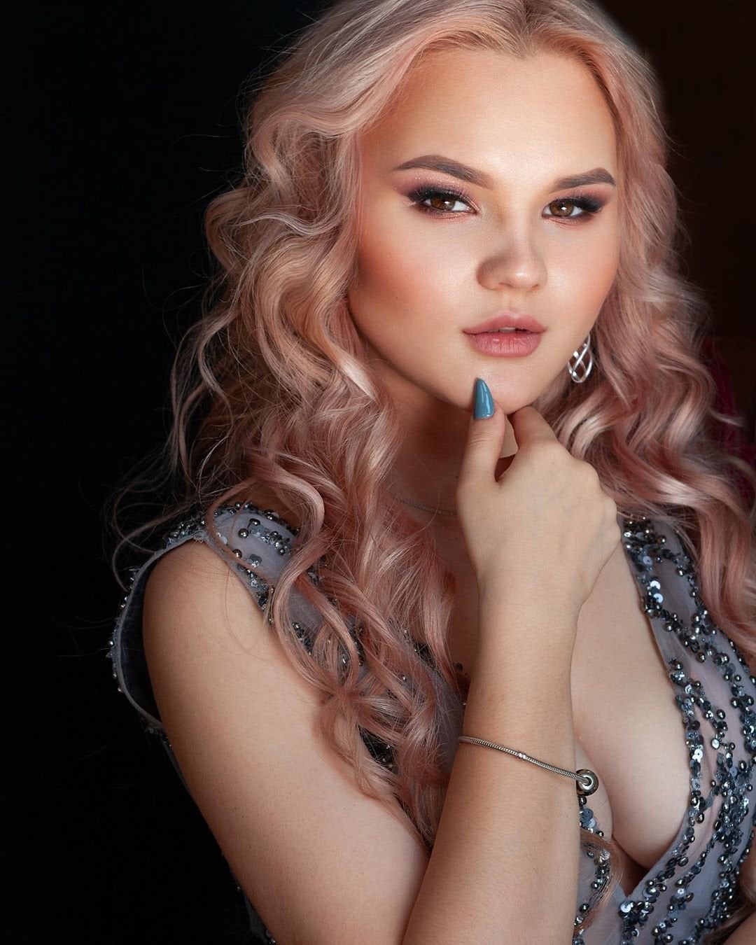 Фотосесія у студії фешн стильна, фото - Візажист Юлия Егоричева