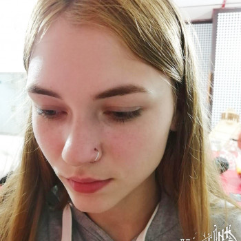 Прокол носа
                    Мастер по пирсингу Валентина Одесса