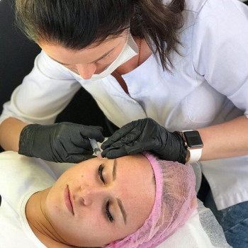 Мезотерапия лица
                    Обучающий центр Hollywood Beauty Винница