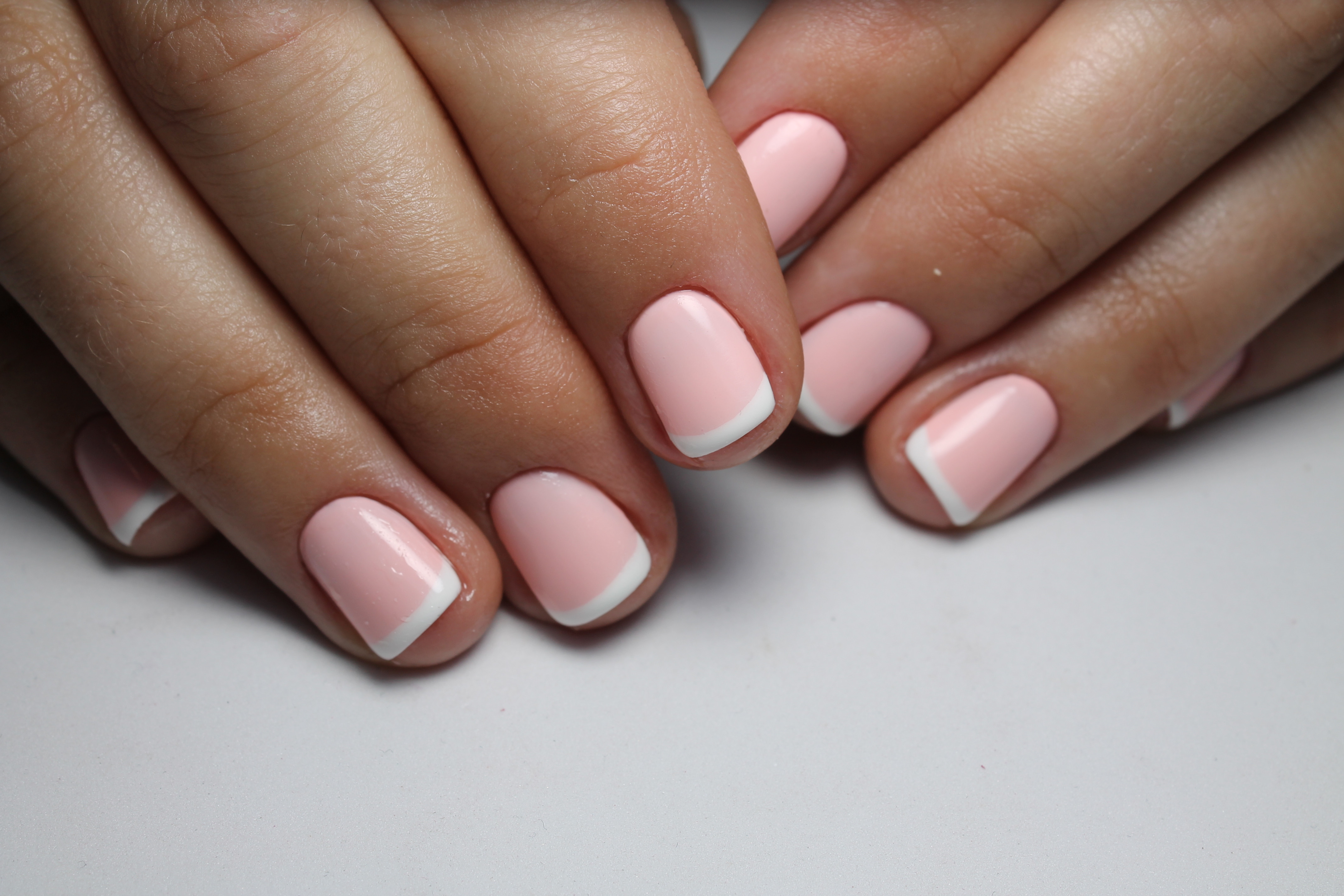 Нежный маникюр французский розовый, фото -  Shiny Nails