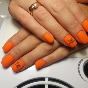 Маникюр
                    Косметологический центр Майстерня Краси Харьков