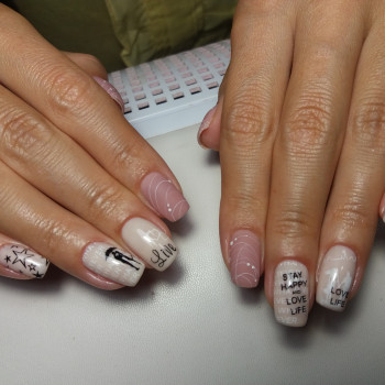 Маникюр
                    Косметологический центр Майстерня Краси Харьков