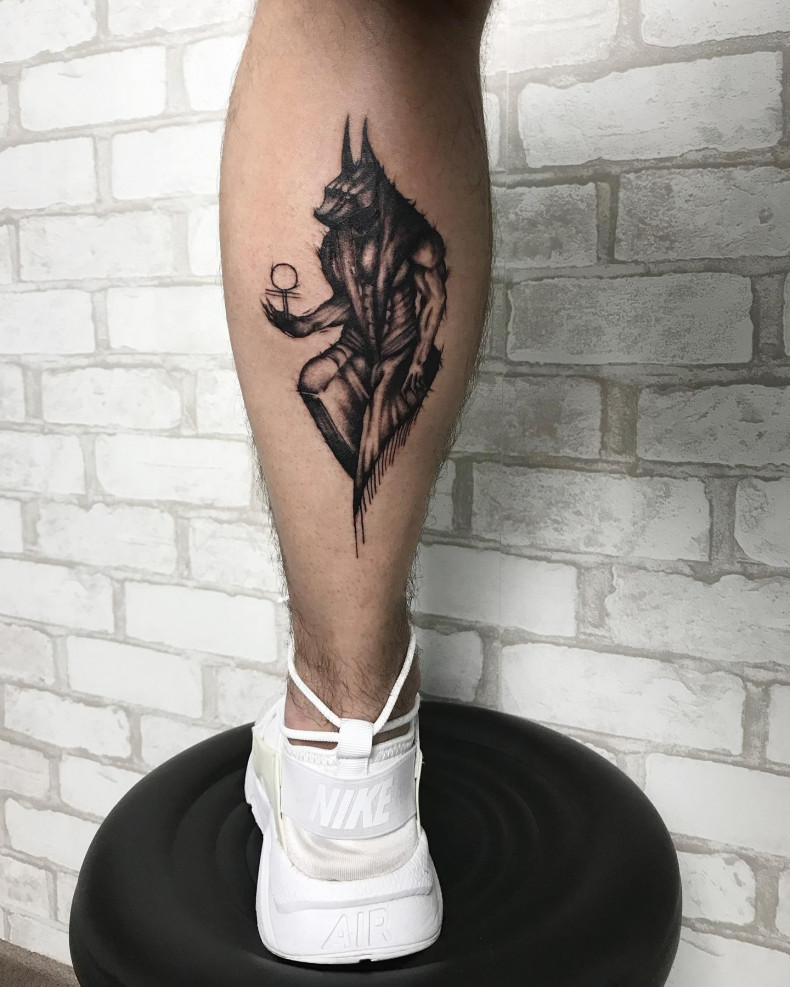 Мужские на ноге реализм, фото - Тату салон Dark Space Tattoo