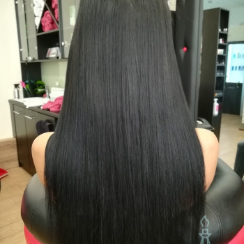 Коррекция капсульного наращивания
                    Парикмахер Александр Киев