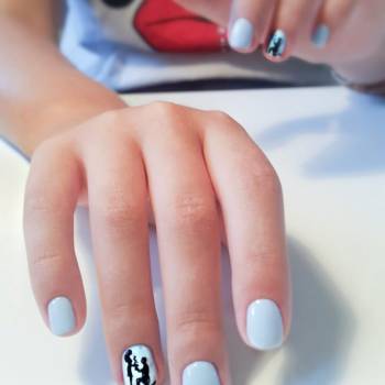 Маникюр с дизайном на одном ногте