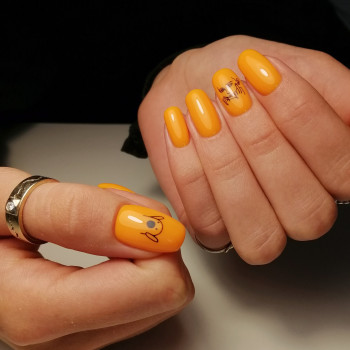 Класичний манікюр з покриттям гель-лаком
                    Мастер маникюра Катерина Кухарук Киев