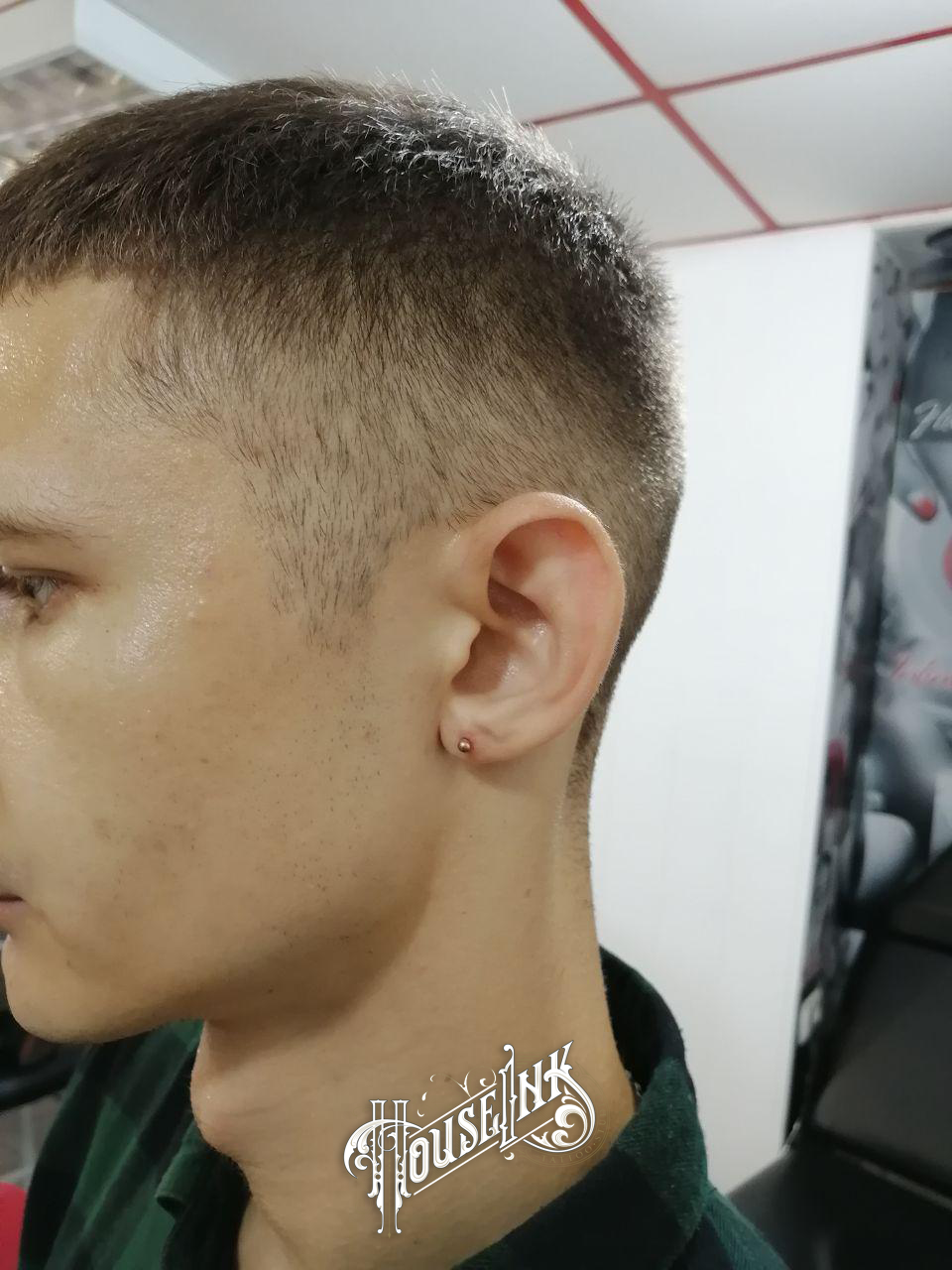 Пірсинг вуха мочки, фото - Майстер з пірсингу Валентина Кац