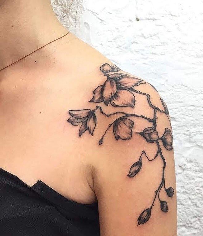 Женские на руке плече, фото - Тату салон HouseInk Tattoo Studio