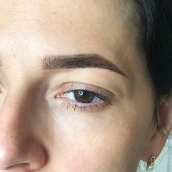 Оформление бровей
                    Мастер перманентного макияжа Анастасия Киев