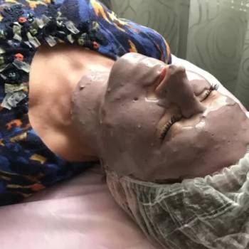 Анна , Вишневе Фото - 5