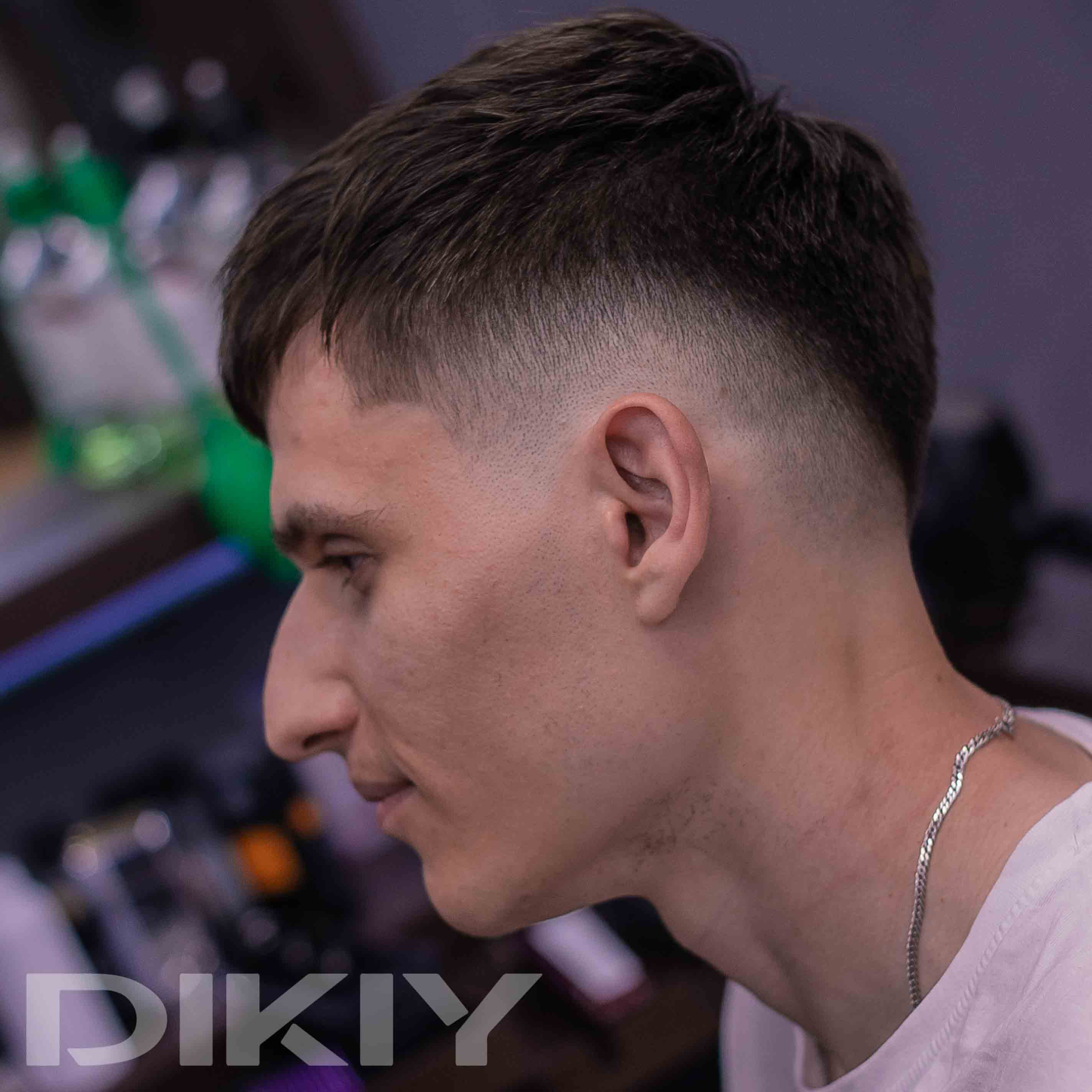 Мужская стрижка кроп фейд, фото -  DIKIY Barbershop