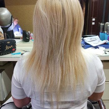 Нарощування волосся
                    Парикмахер Оксана Львов