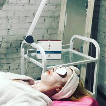 Яна Гуртовенко , Вишневе Фото - 6